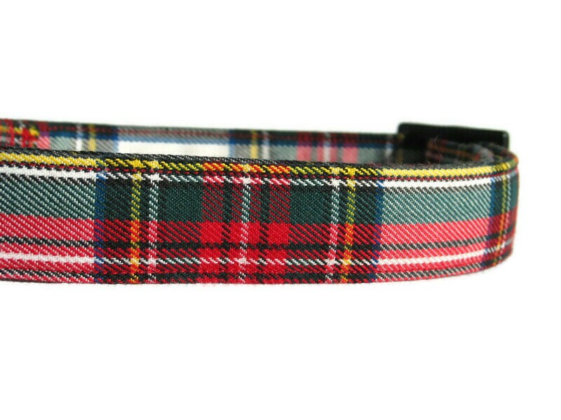 Robe Stewart Tartan Dog Collar en plaid rouge et blanc