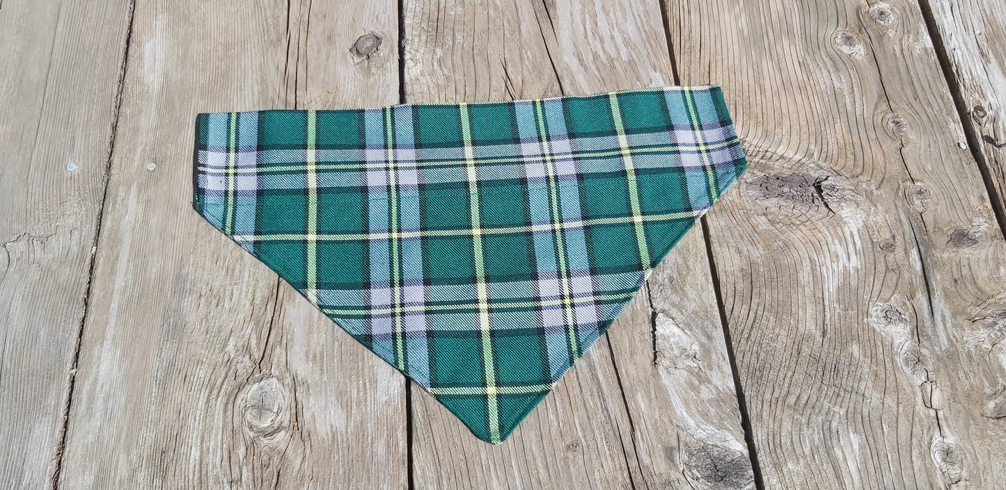 Foulard pour animaux de compagnie tartan du Cap-Breton