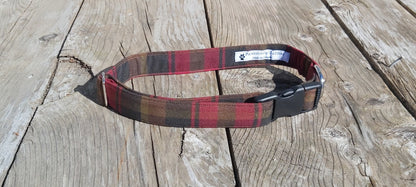 Collier pour chien tartan Maple Leaf fabriqué au Canada Accessoire pour animaux de compagnie