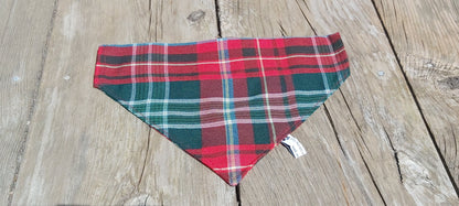 Foulard en tartan du Nouveau-Brunswick pour les photos de Noël