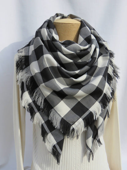 Black and White Buffalo Check Blanket Scarf