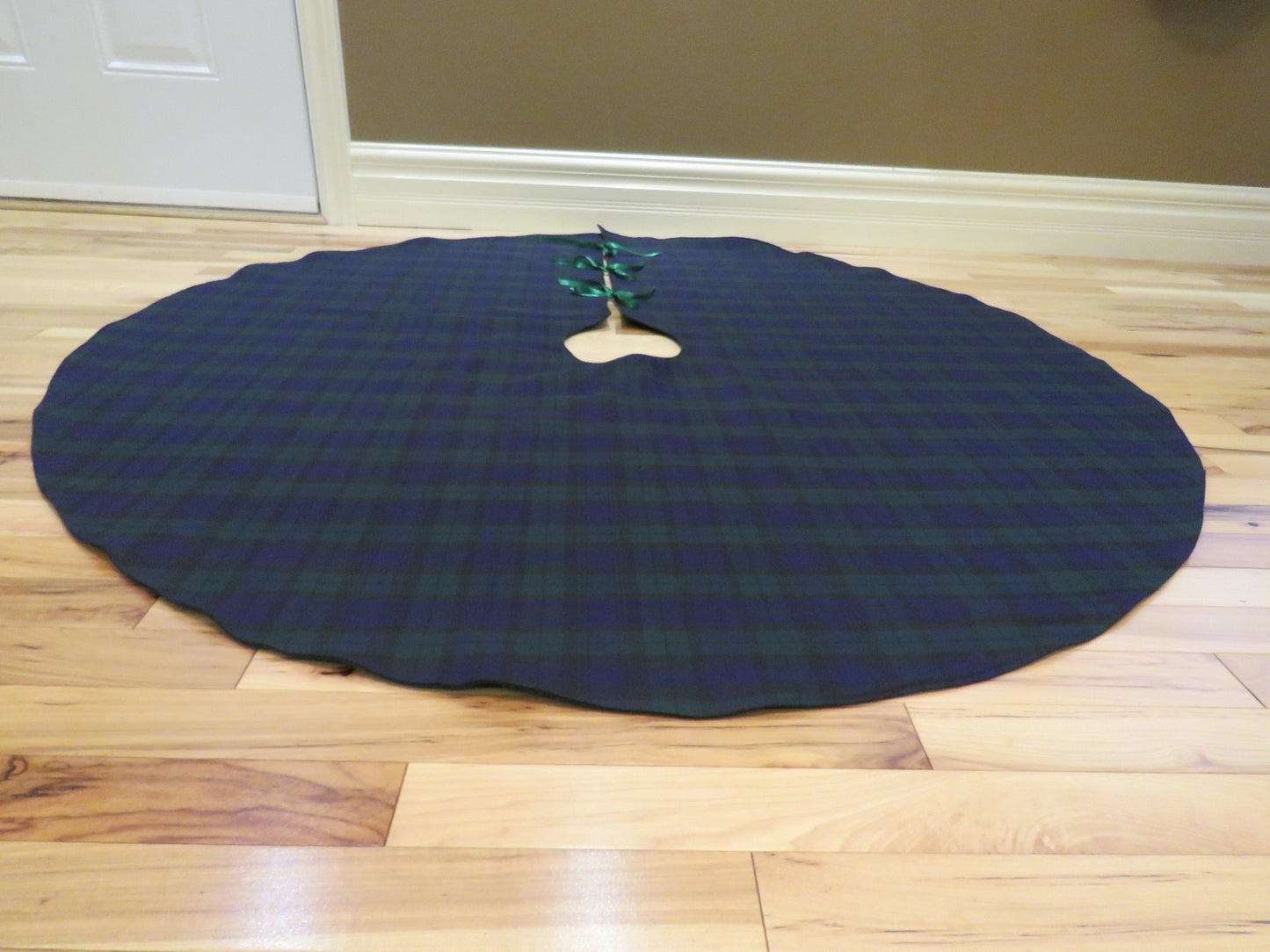 Black Watch Tartan Christmas Tree Skirt-Taylors Tartans