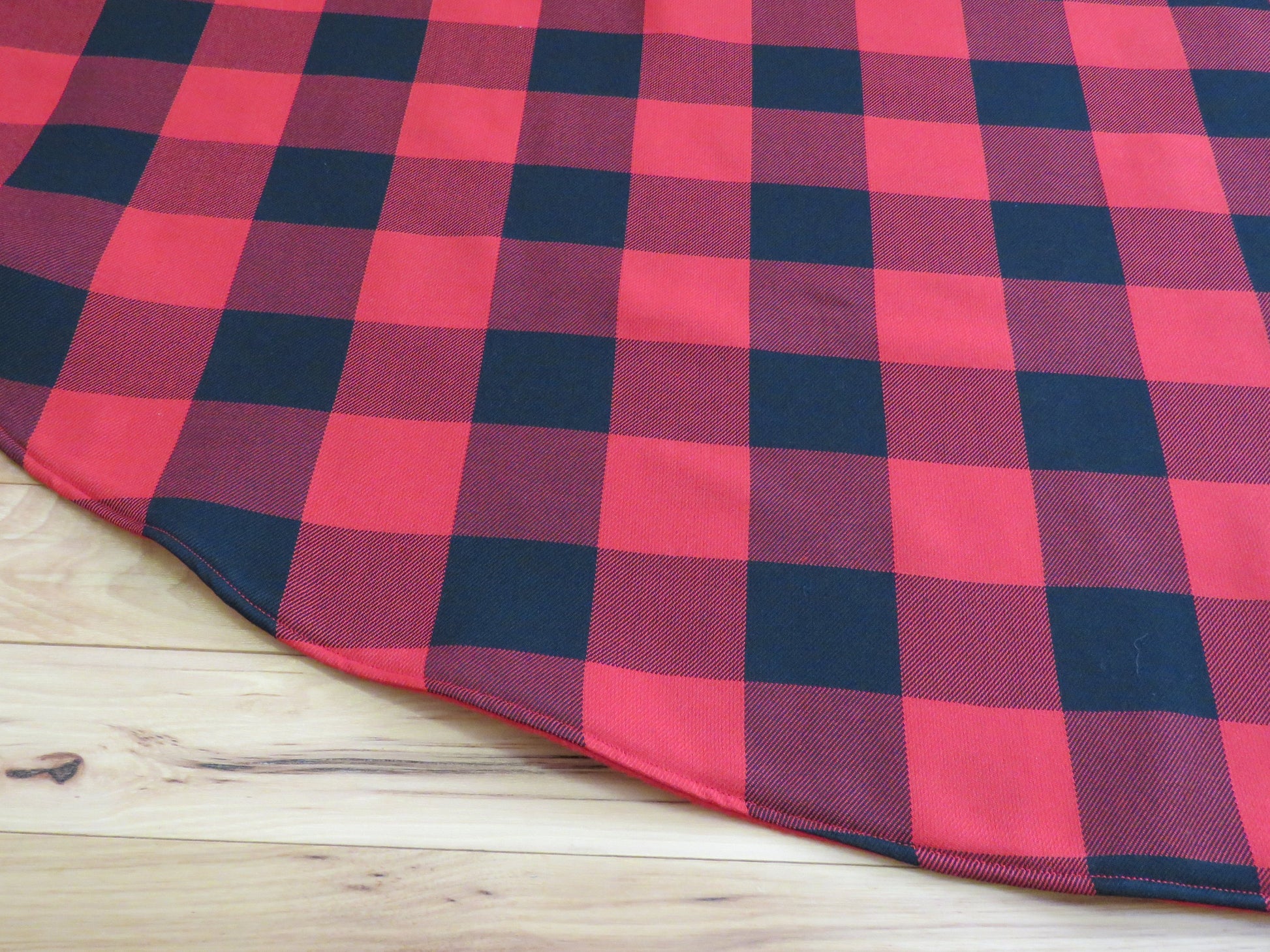 Red and black plaid buffalo check tree skirt - Taylors Tartans