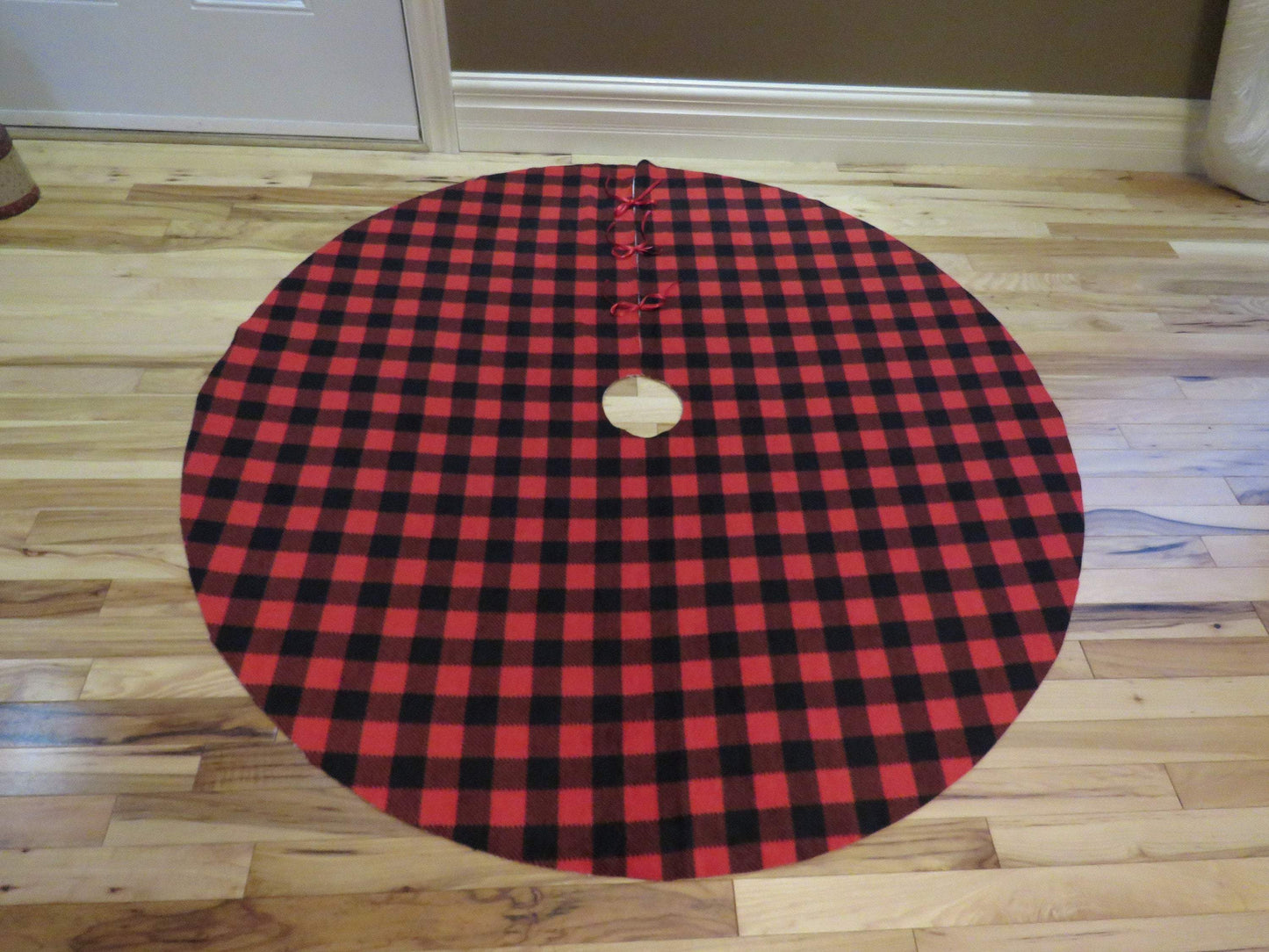 Buffalo Check Fleece Christmas Tree Skirt