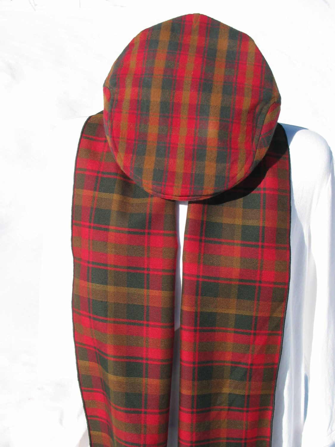 Canadian Maple Leaf Tartan Flat Cap and Scarf Set-Taylors Tartans