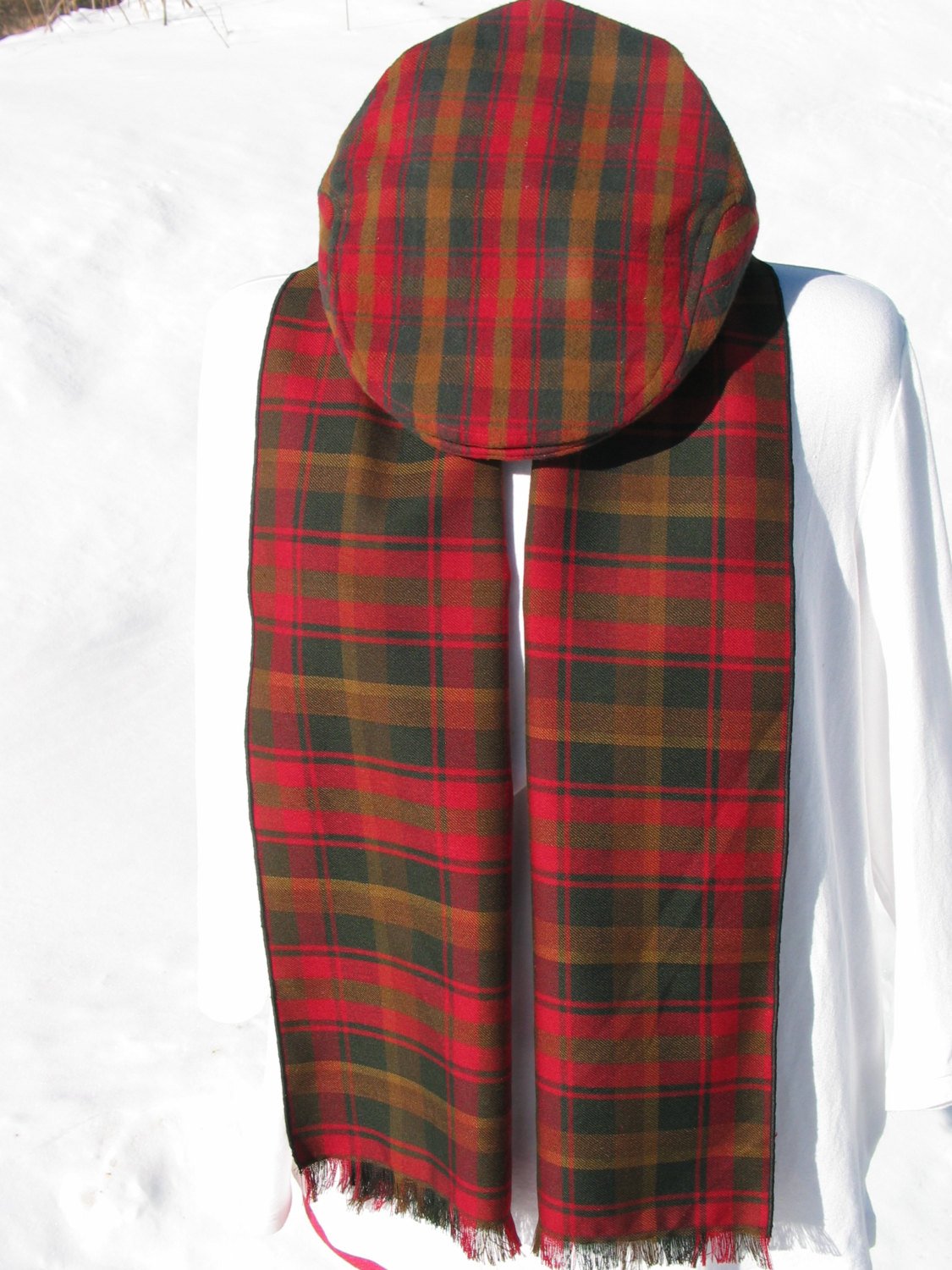 Canadian Maple Leaf Tartan Flat Cap and Scarf Set-Taylors Tartans