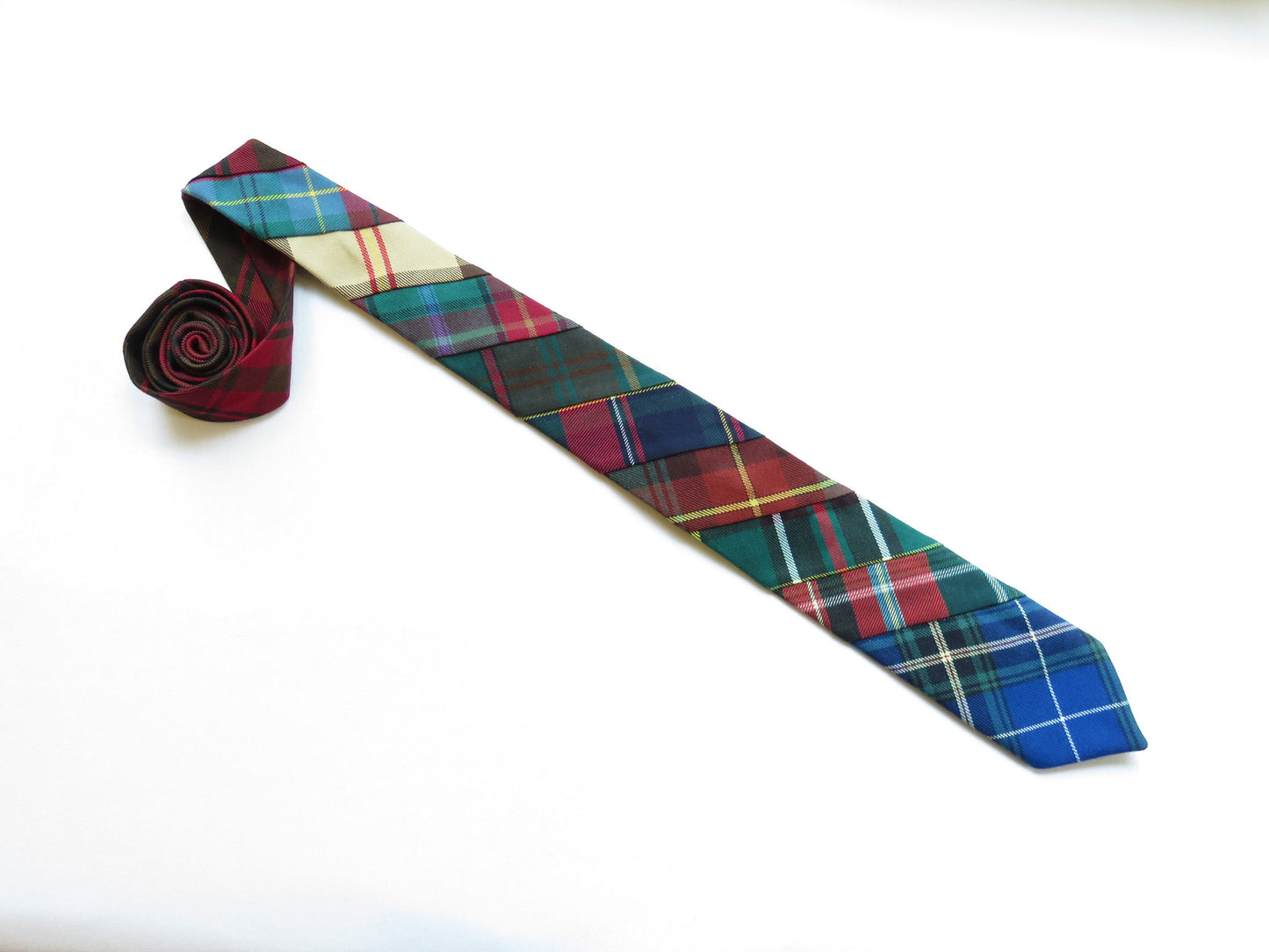 Canadian Tartans Necktie-Taylors Tartans