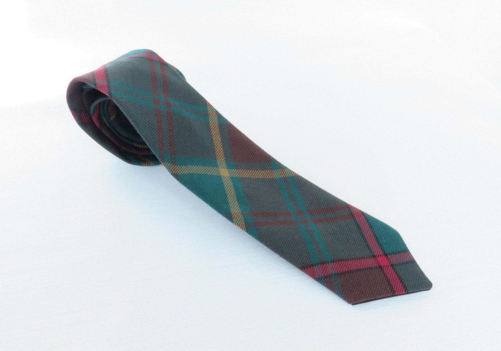 Ensign of Ontario Tartan Necktie-Taylors Tartans