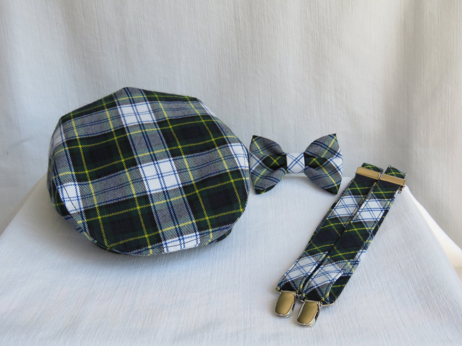 Gordon Tartan Flat Cap Suspenders and Bow Tie Set-Taylors Tartans