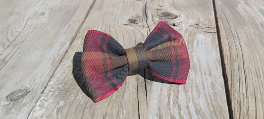 Dog Bow Tie in Maple Leaf Tartan