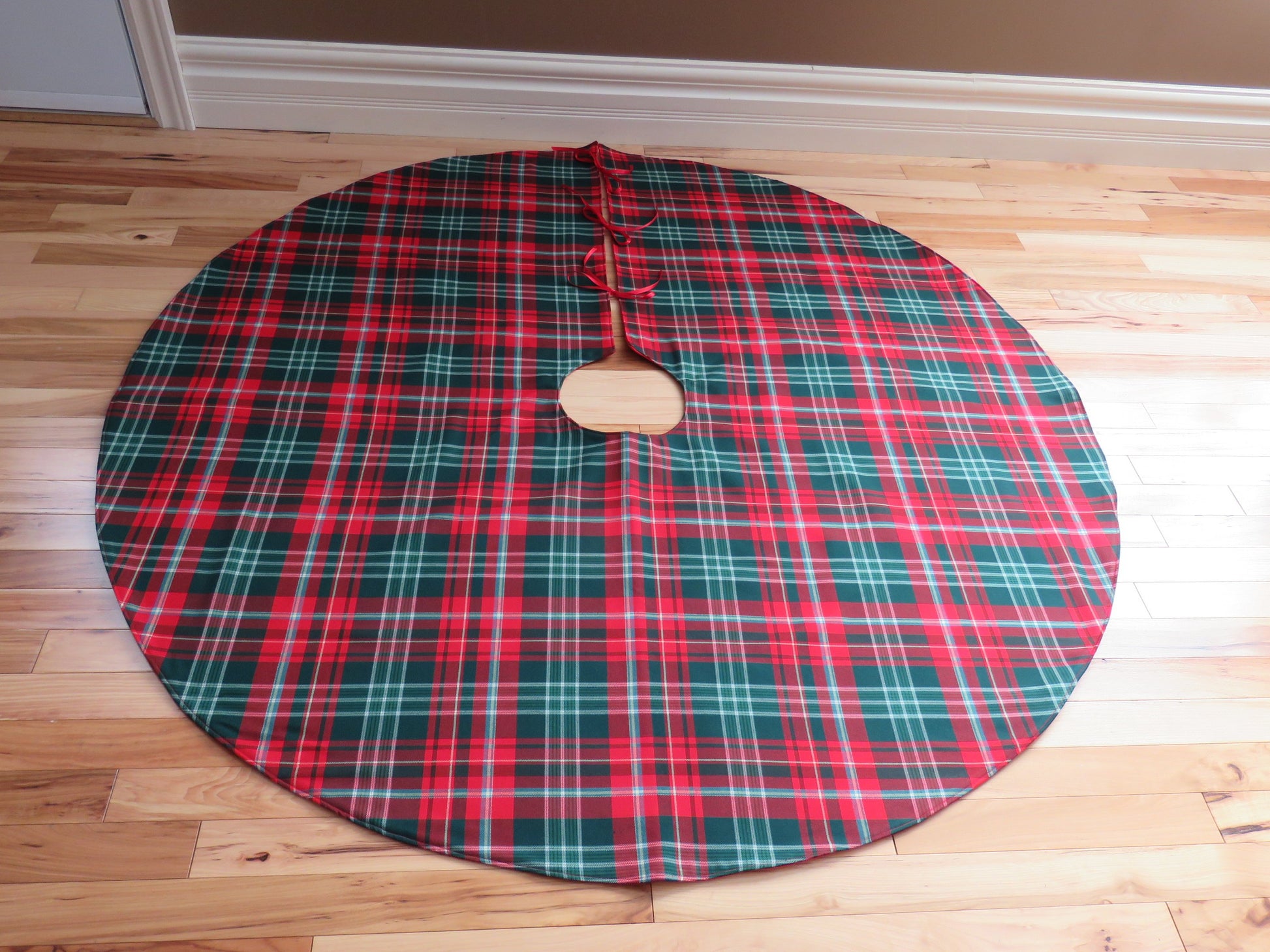 New Brunswick Tartan Christmas Tree Skirt-Taylors Tartans