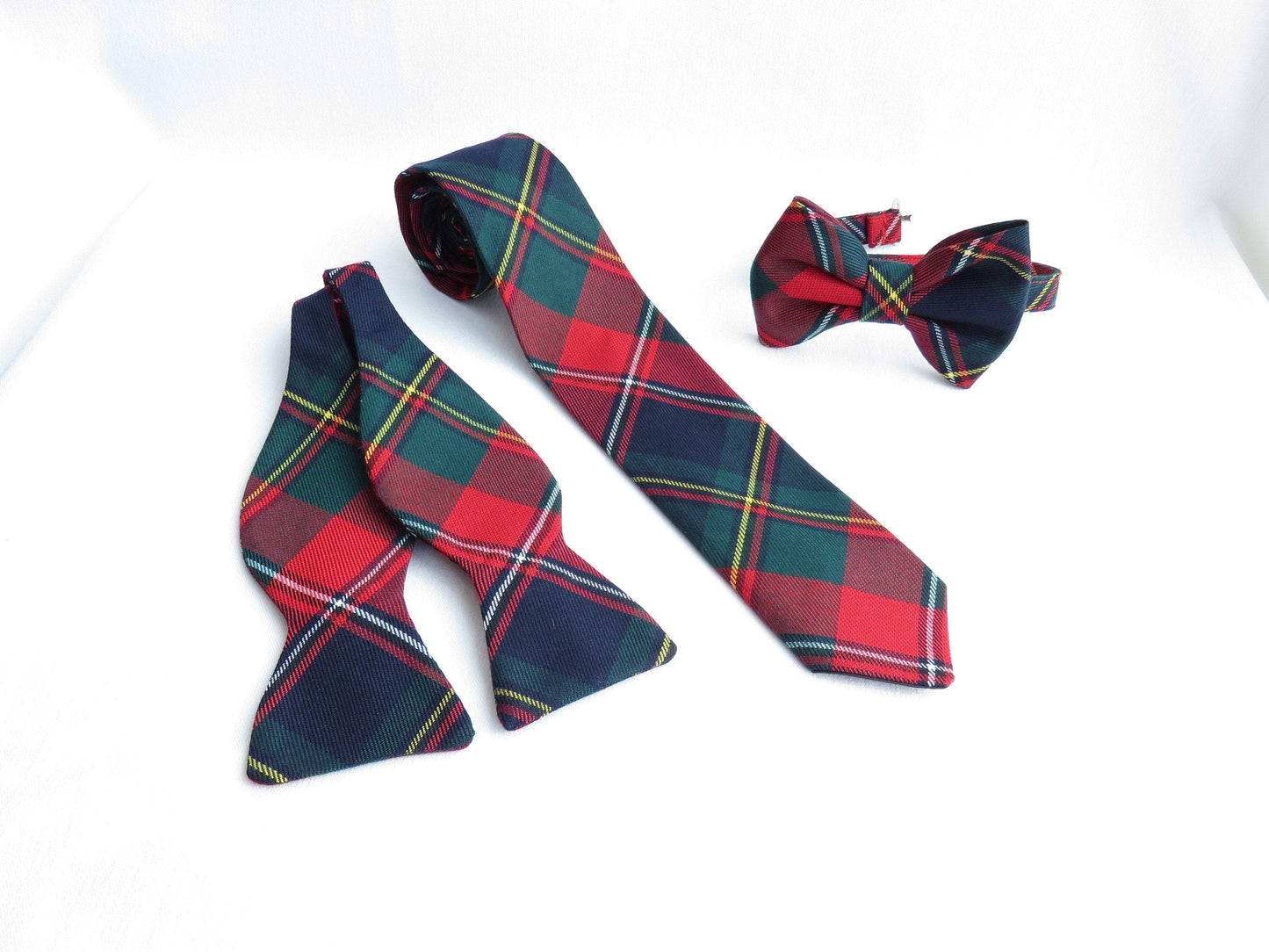 Quebec Tartan Bow Tie