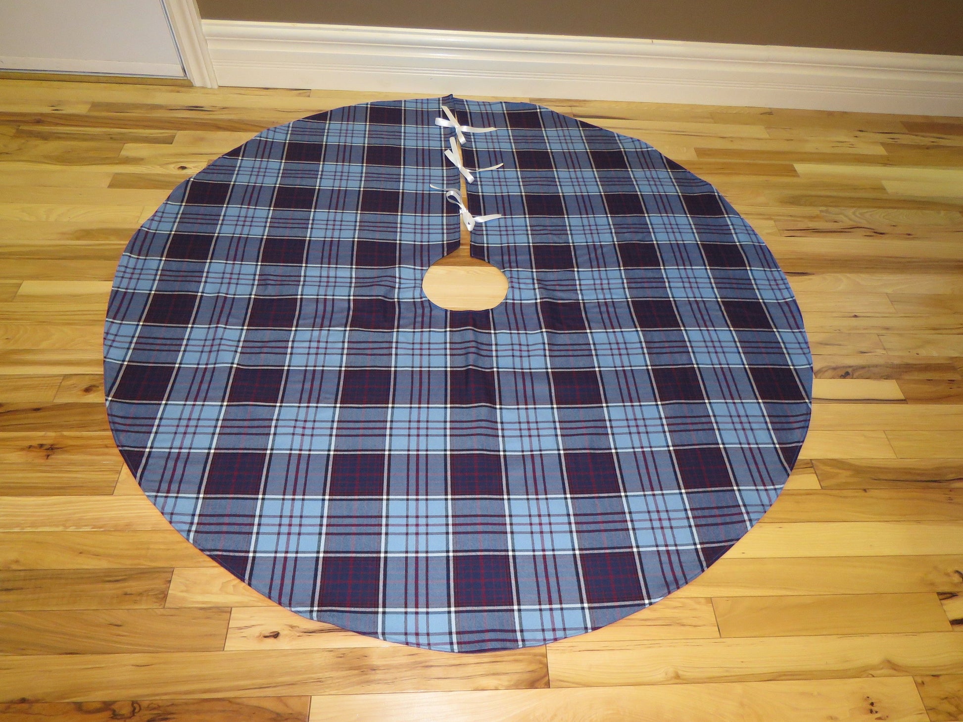 RCAF Tartan Christmas Tree Skirt-Taylors Tartans