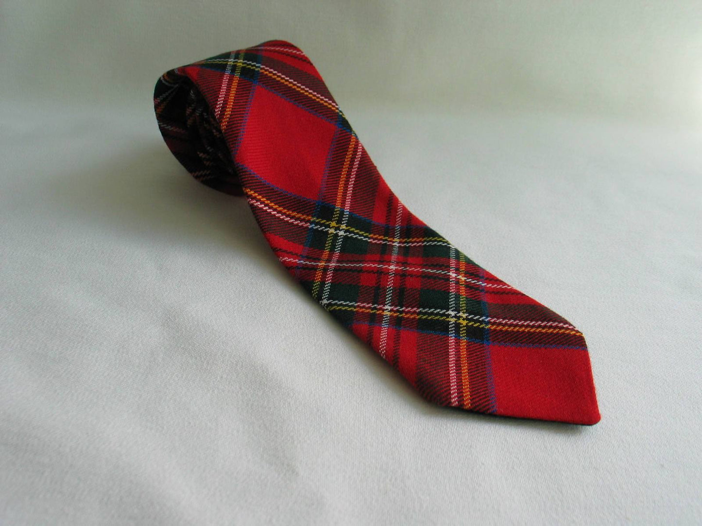 Royal Stewart Freestyle Bow Tie-Taylors Tartans