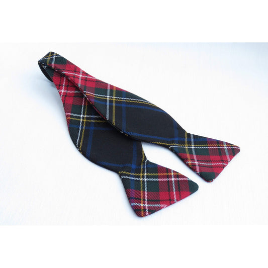 Self Tie Bow Tie in Quebec Tartan-Taylors Tartans